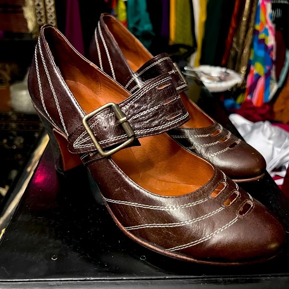 Re-Mix Shoes Remix Vintage Reproduction Heels Chestnut Balboa